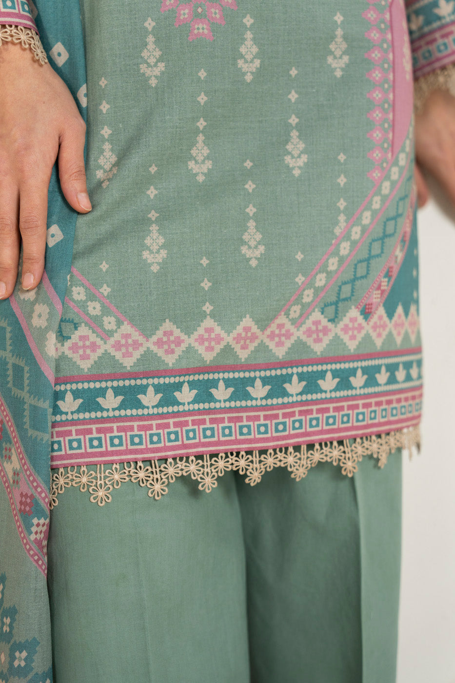 RTS | SHIRT, TROUSER & DUPATTA