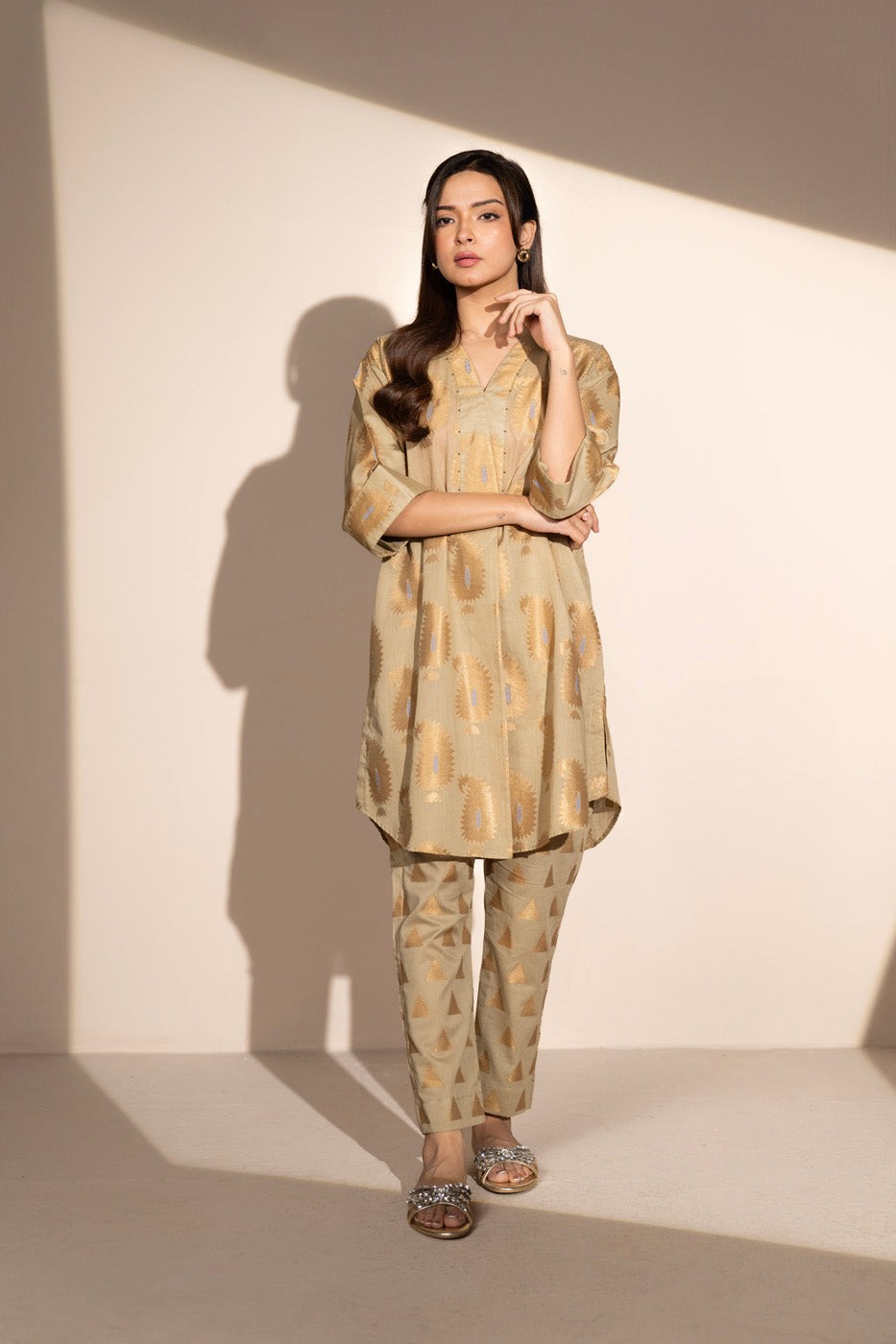 RTW | SHIRT & TROUSER