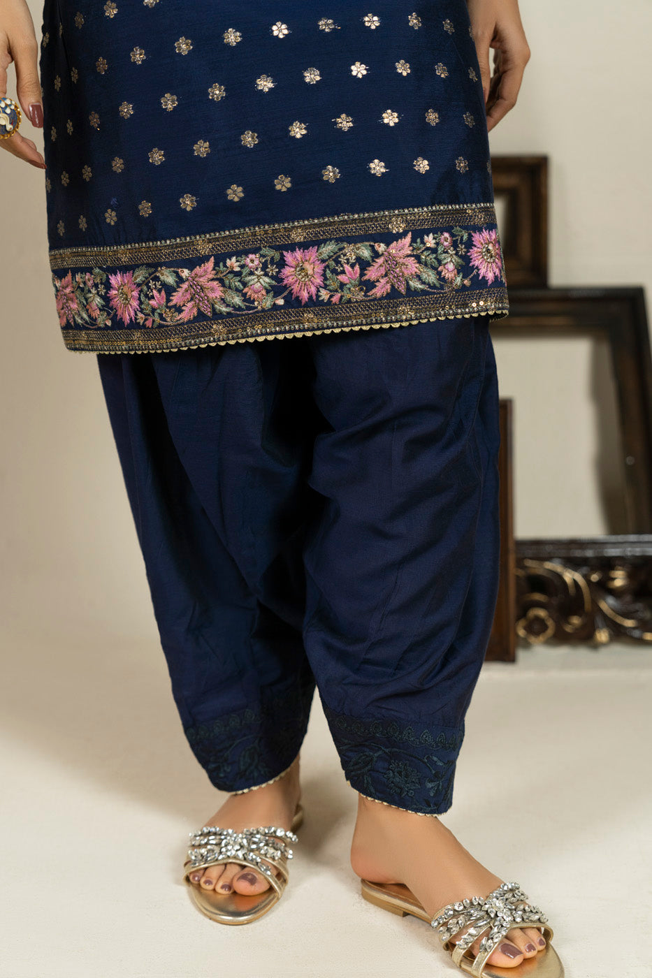 RTW | SHIRT & TROUSER