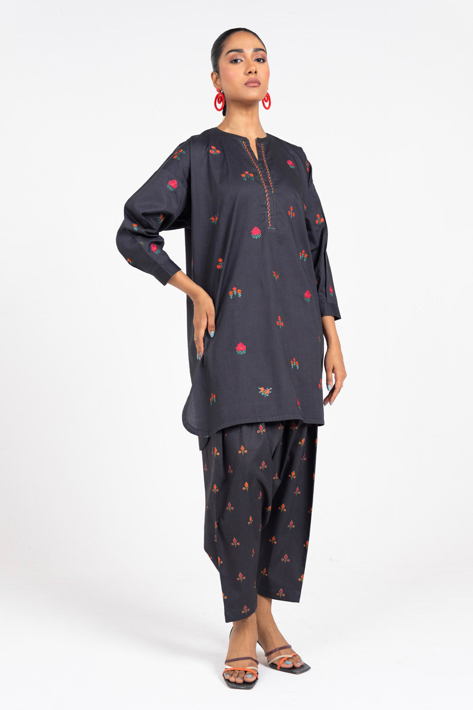 RTW | SHIRT & TROUSER