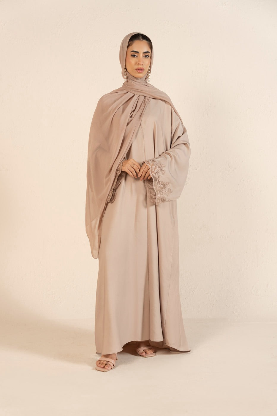 RTW | ABAYA & STOLE