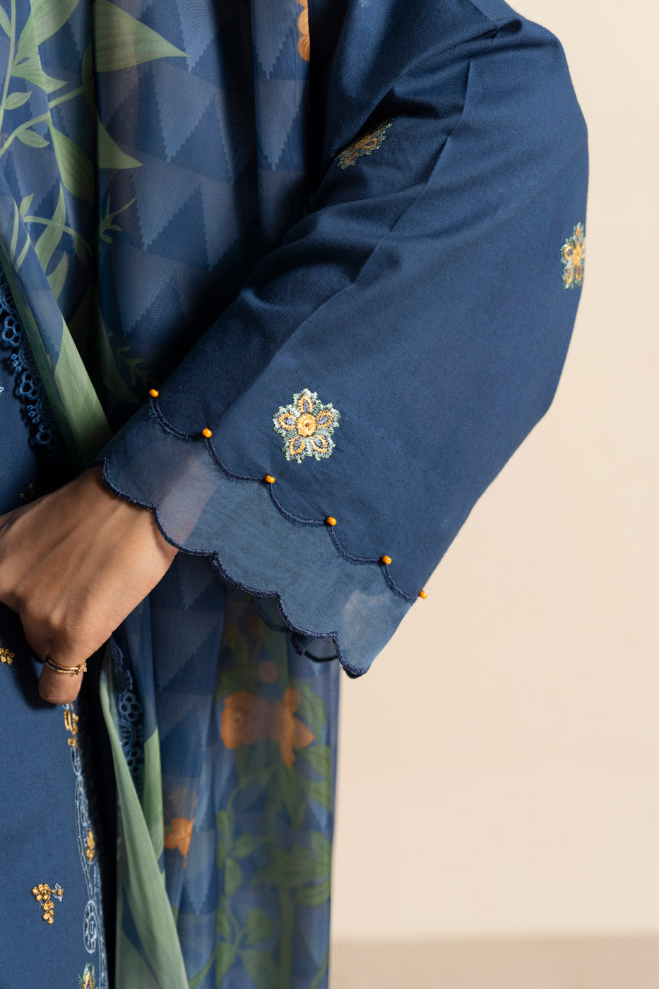 RTS  | SHIRT, TROUSER & DUPATTA