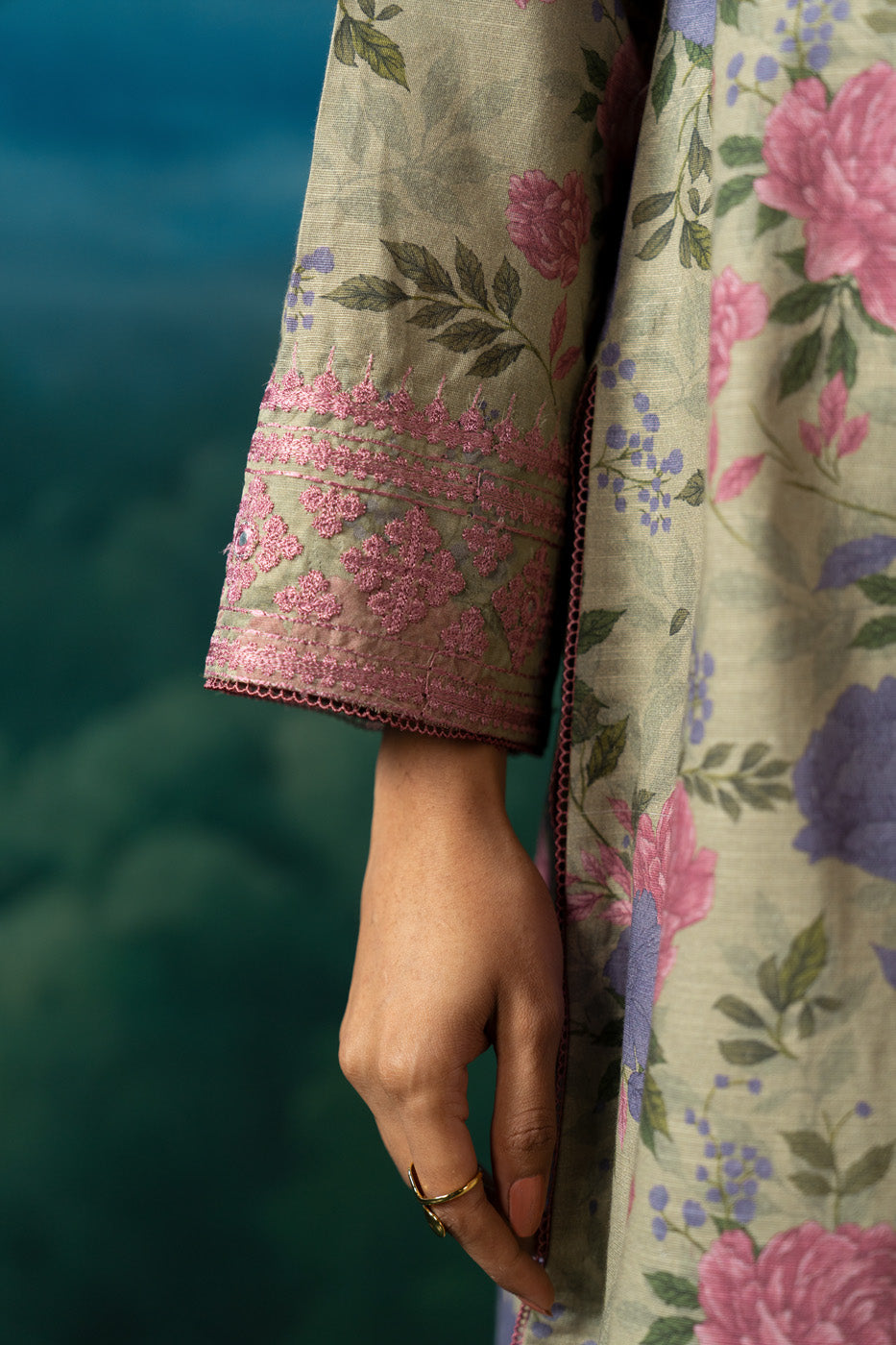 RTS | SHIRT, TROUSER & SHAWL