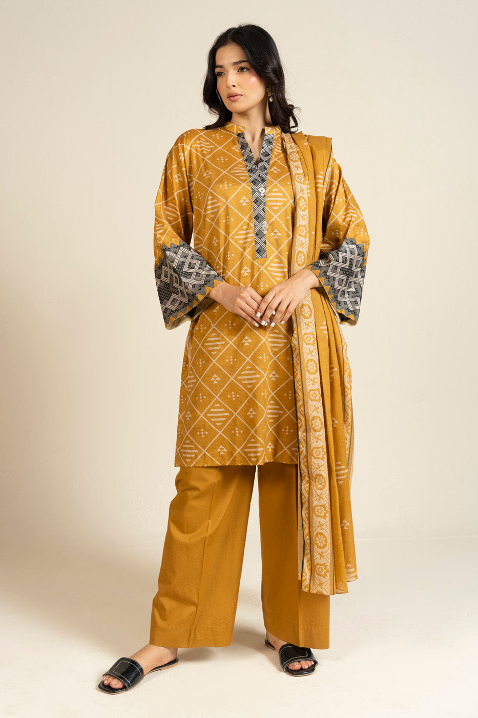 RTS  | SHIRT, TROUSER & DUPATTA