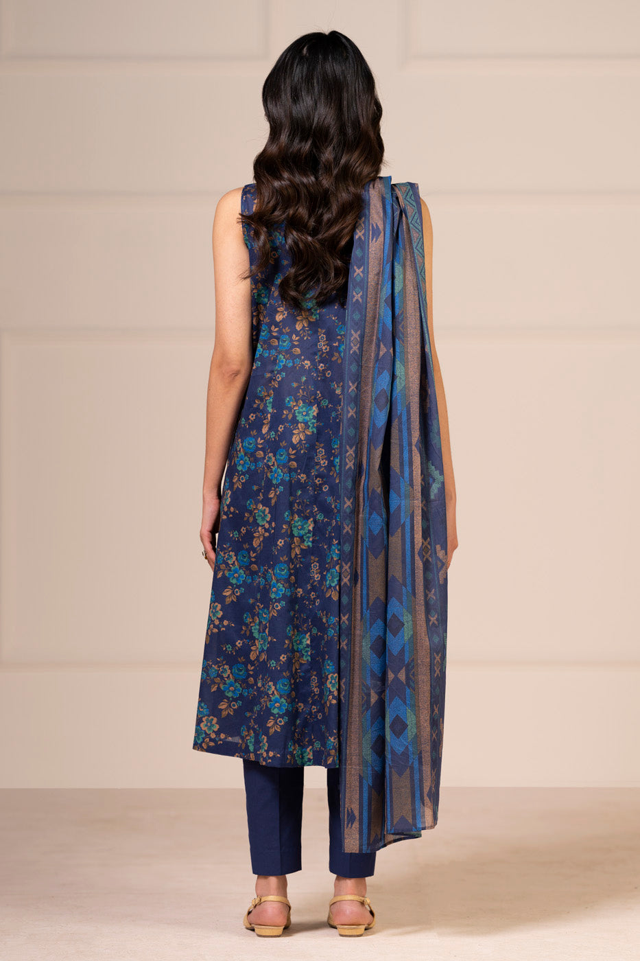 RTS  | SHIRT, TROUSER & DUPATTA