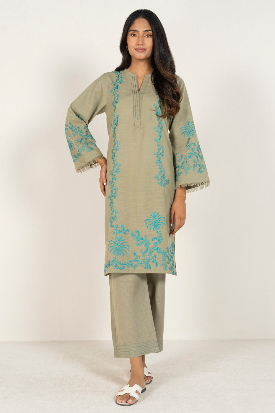 RTW | SHIRT & TROUSER