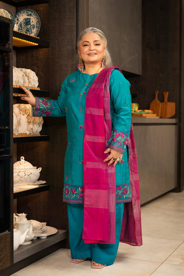 Stitched - 3 Pc Embroidered Jacquard Outfit