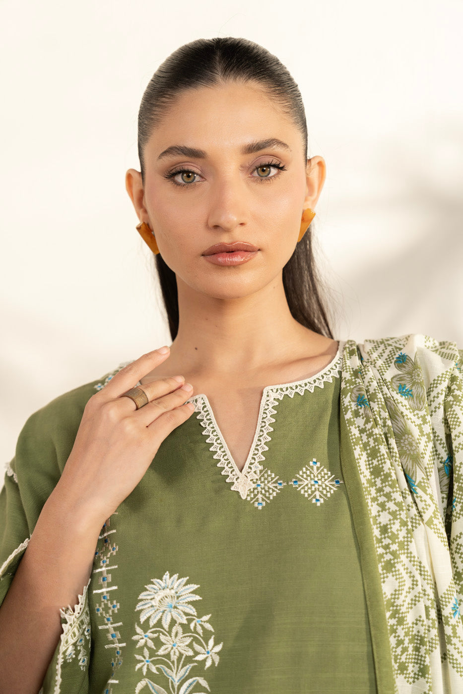 RTS | SHIRT, TROUSER & DUPATTA