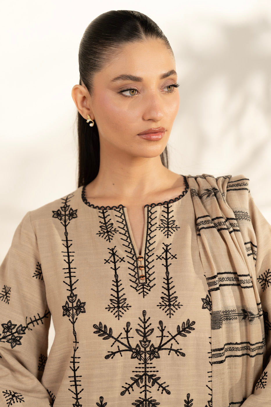 RTS | SHIRT, TROUSER & SHAWL