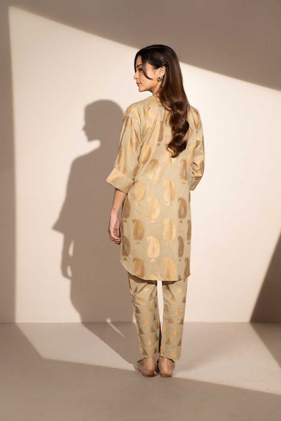 RTW | SHIRT & TROUSER