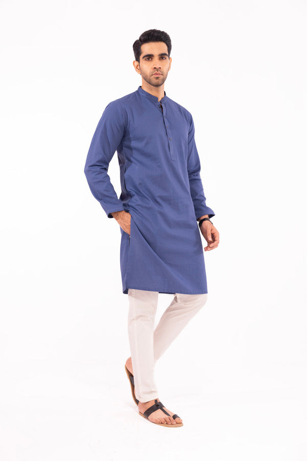 Regular Fit Embroidered Kurta