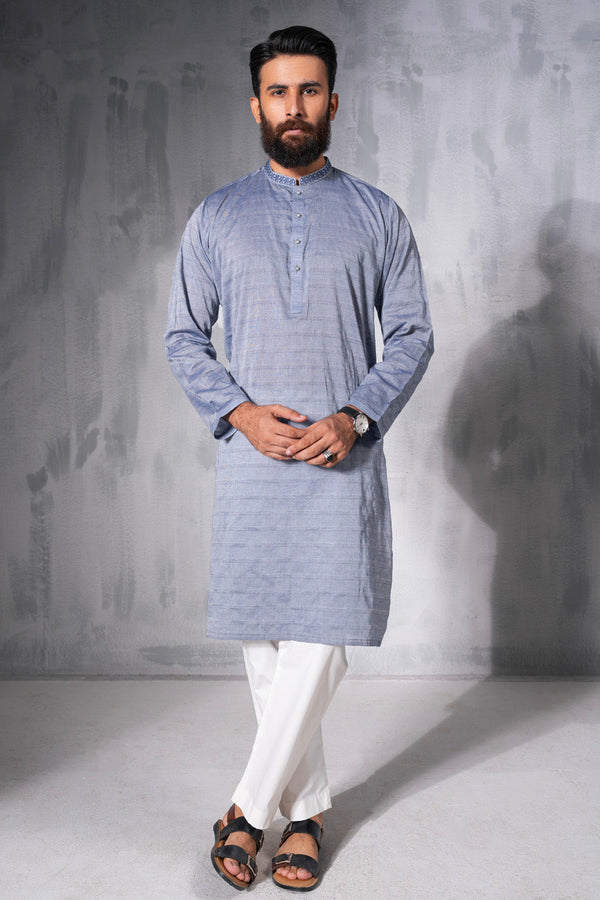 Regular Fit Embroidered Kurta