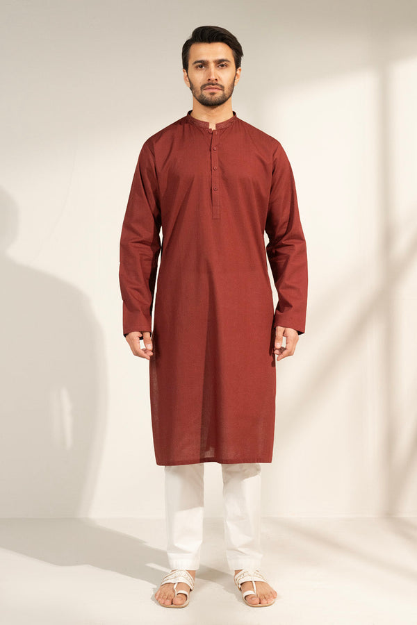 Regular Fit Embroidered Jacquard Kurta