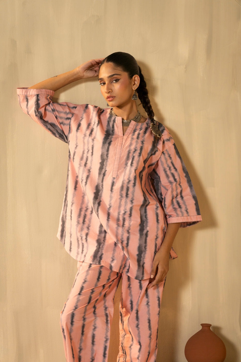 RTW | SHIRT & BOOTCUT PANT