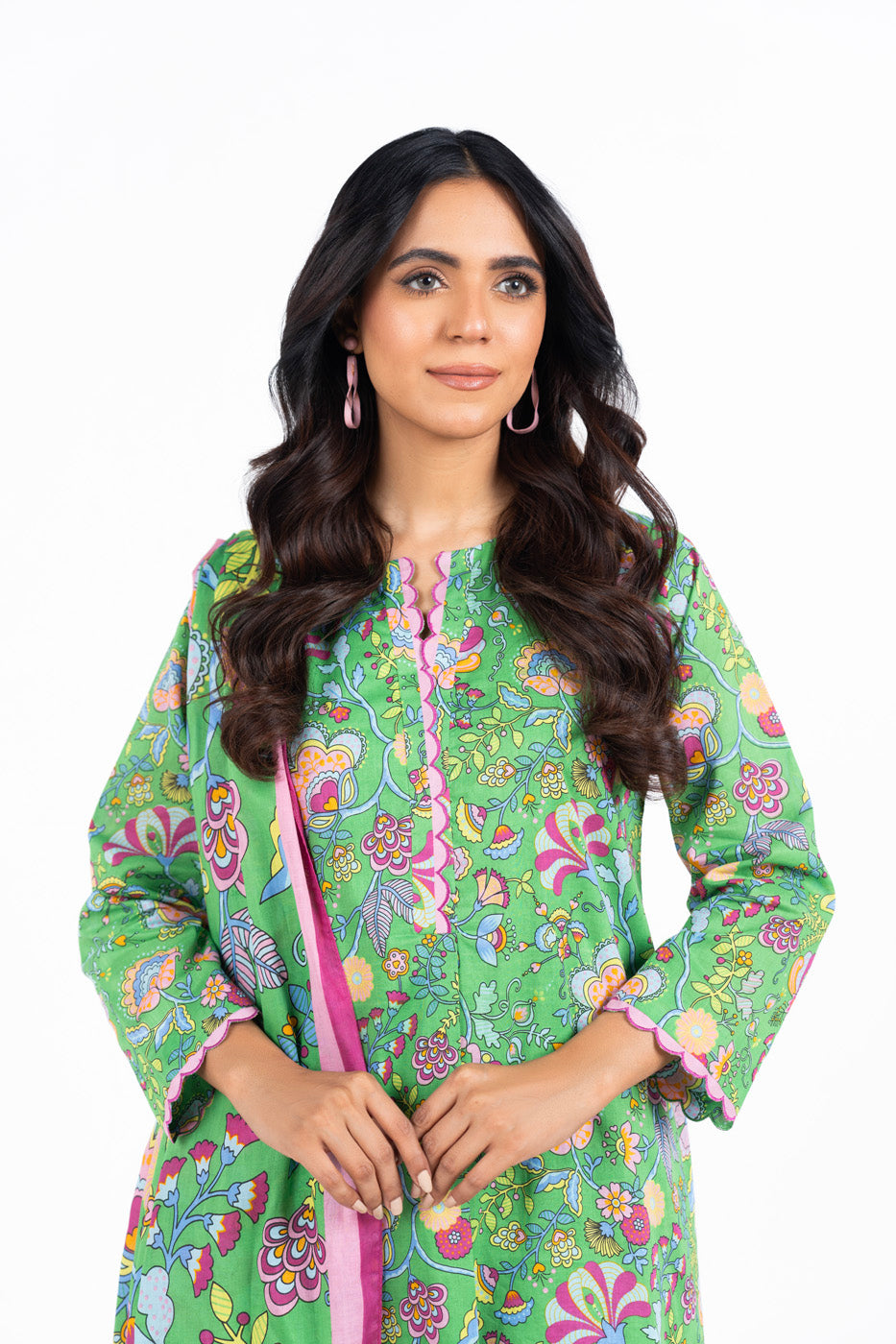 2 Pc Printed Lawn Suit With Silver Lawn Dupatta – Alkaram International ...