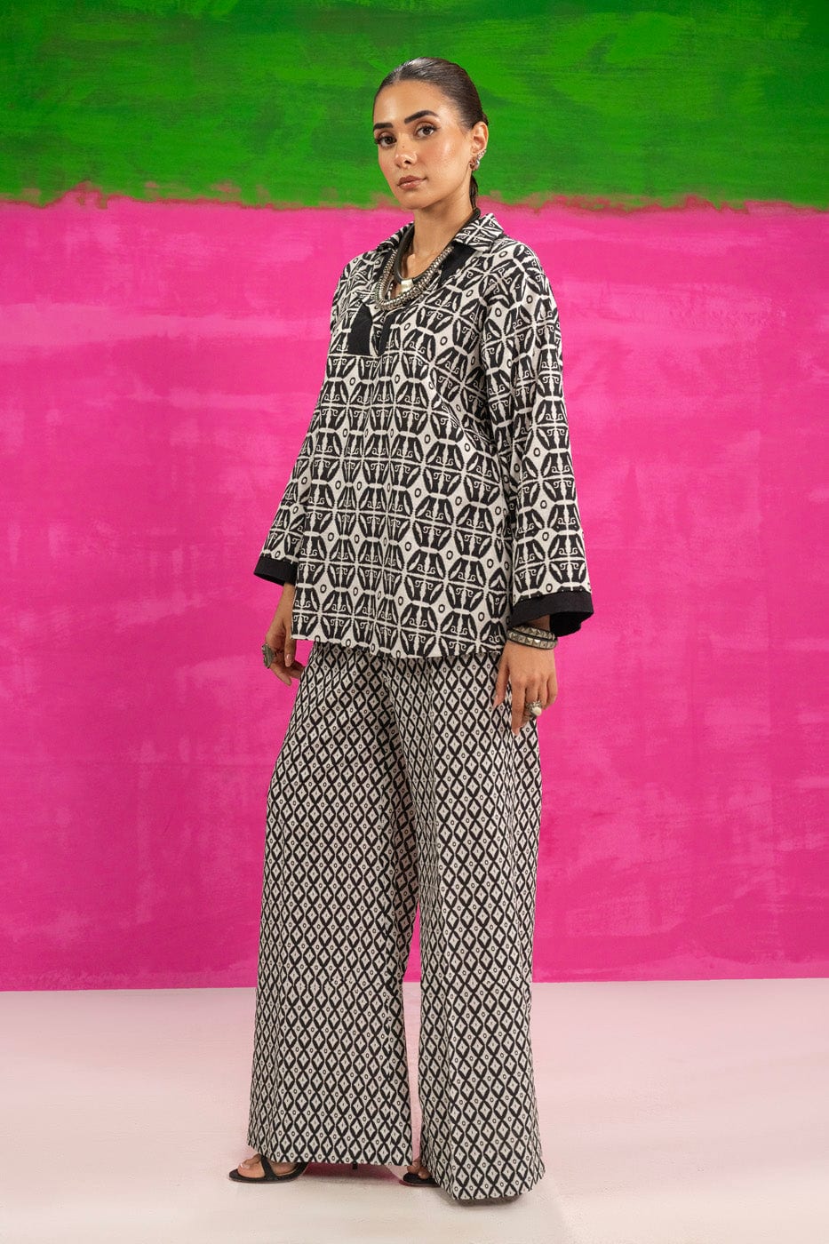 RTS | SHIRT & TROUSER