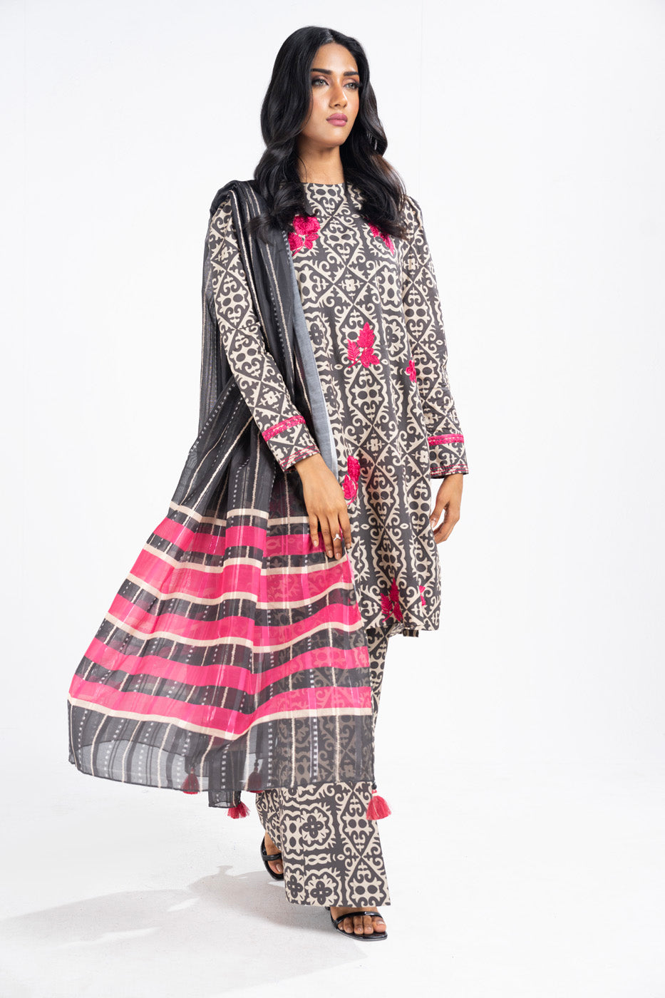 RTS | SHIRT, TROUSER & DUPATTA