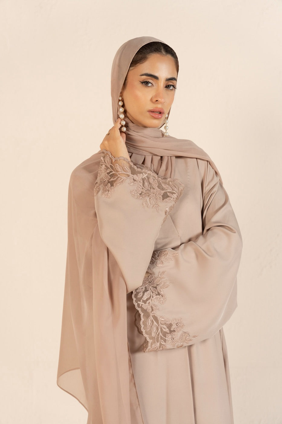 RTW | ABAYA & STOLE