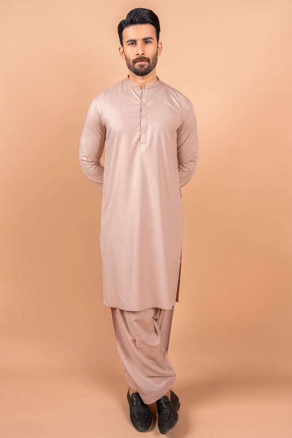 Dyed Embroidered Blended Kurta