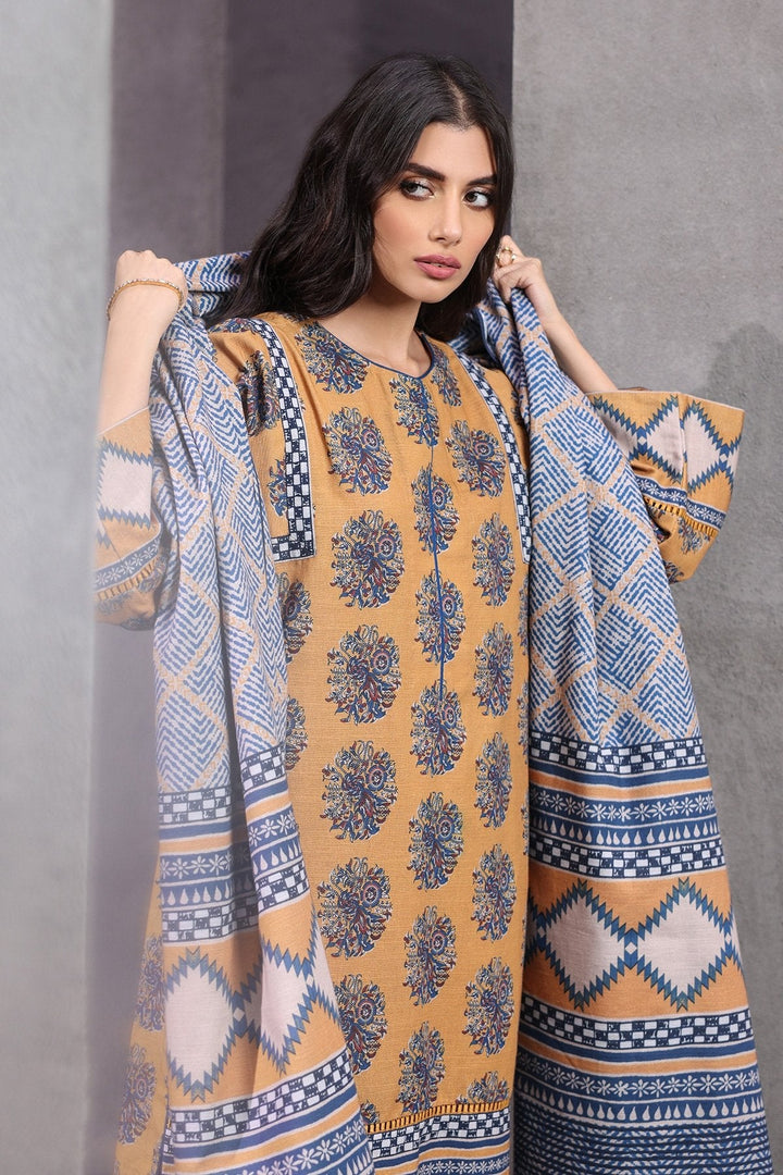 3 Pc Printed Khaddar Suit