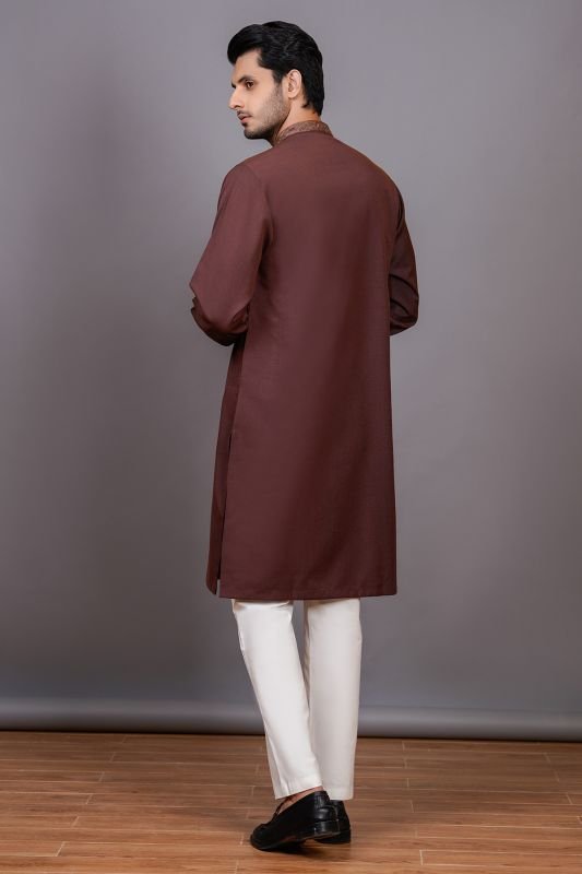 Dyed Embroidered Blended Kurta