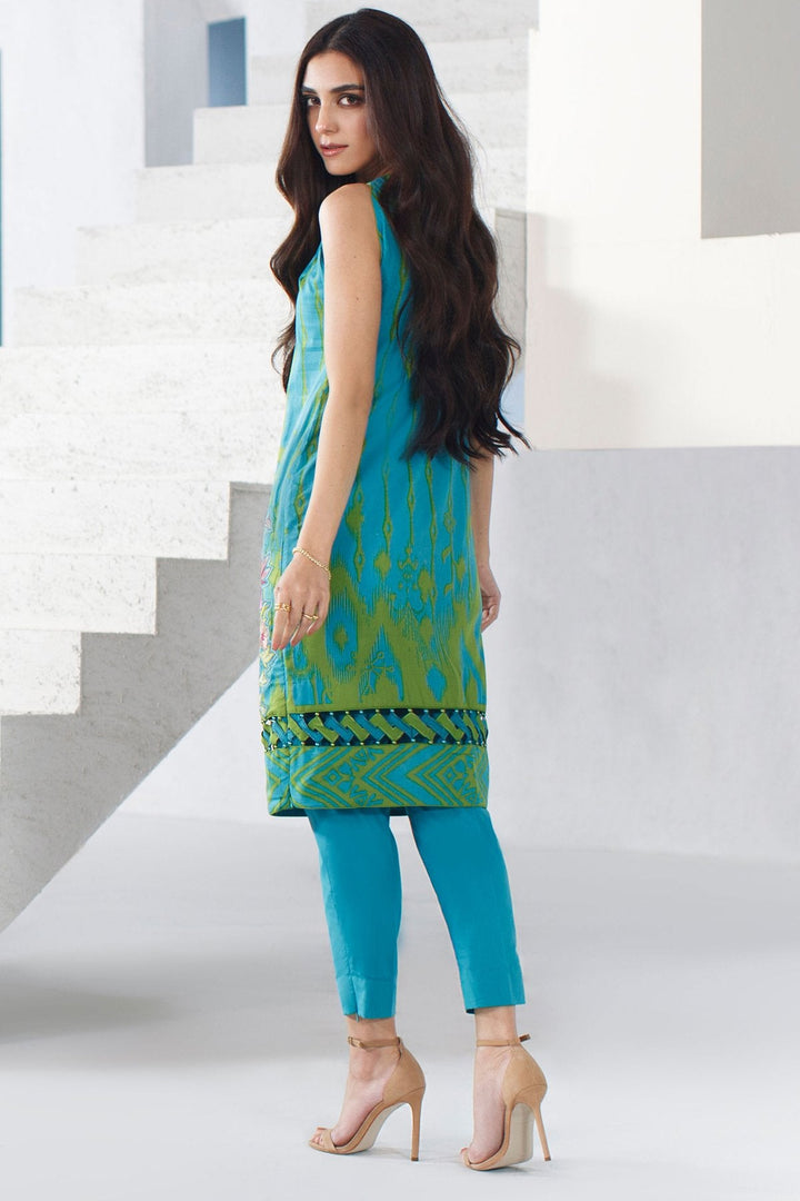 2 Pc Embroidered Lawn Suit With Dyed Cambric Trousers