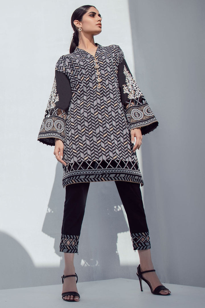 1 Pc Embroidered Lawn Shirt