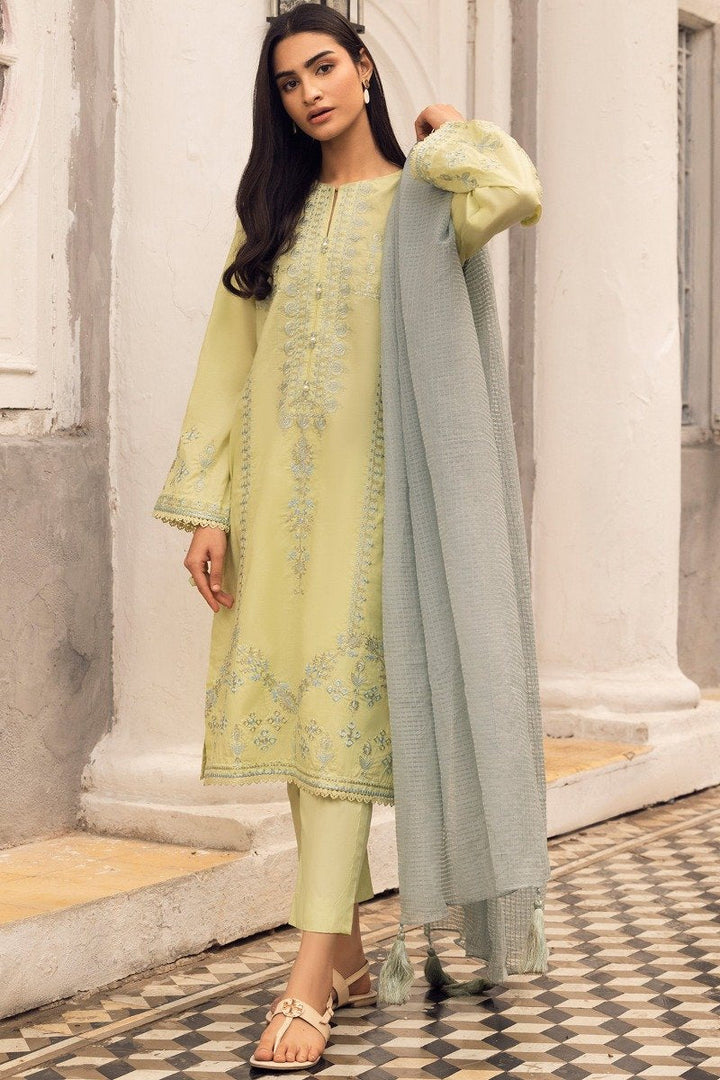 3 Pc Embroidered Lawn Outfit